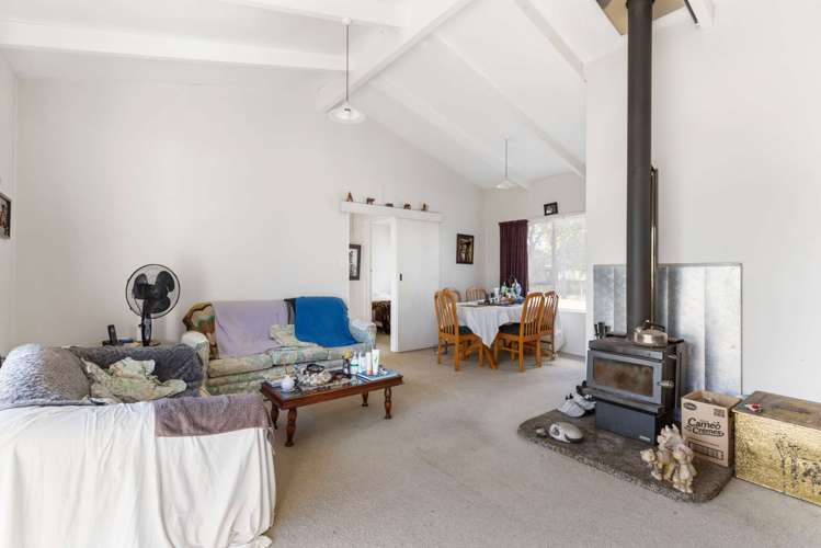 7 Cedar Place Owhata_5