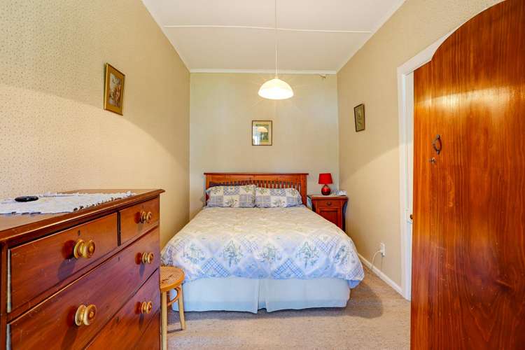 7 Smith Street Akaroa_17