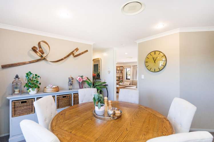 93 Mount Taylor Drive Feilding_11