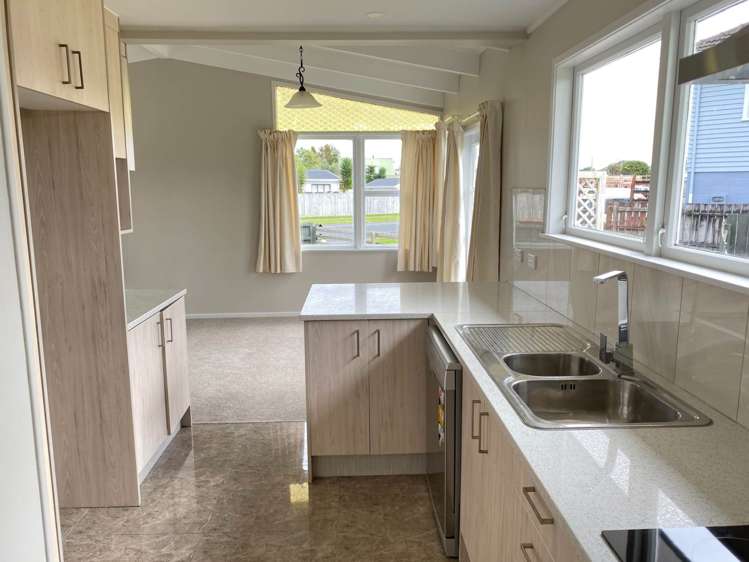 44 Kelvin Road Papakura_9