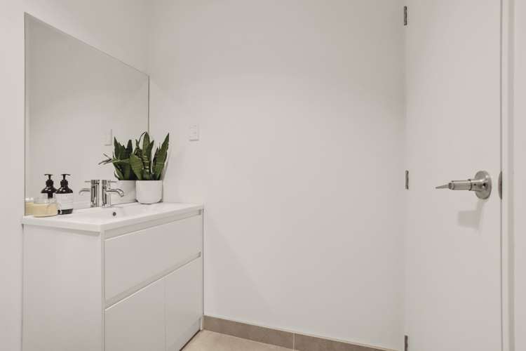 3 Kaman Seasprite Road Hobsonville_9