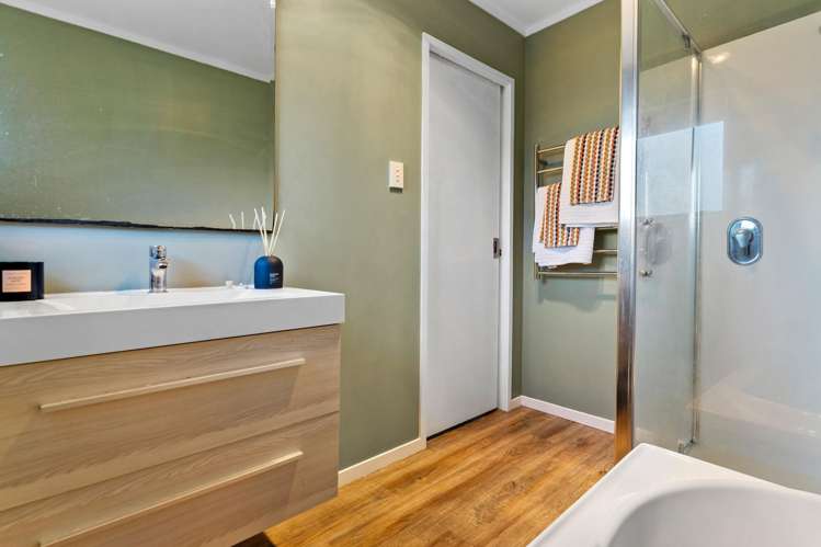 2/12 Petrel Place Massey_22