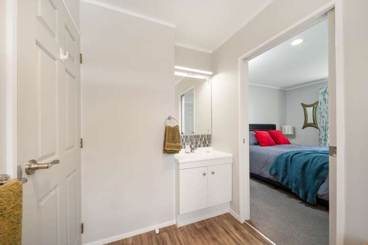 8 Vera Heights Maungakaramea_10