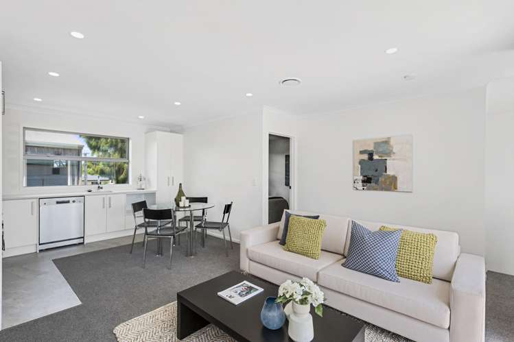 2/192 Killarney Road_3