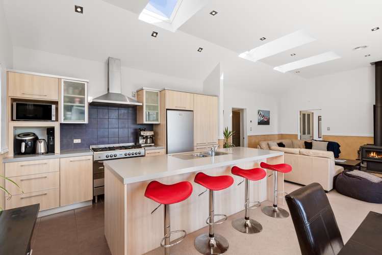 22 Greenstone Place Fernhill/Sunshine Bay_21