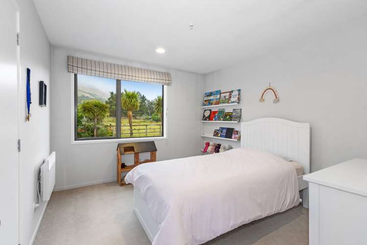 16 Hollybank Lane Governors Bay_9