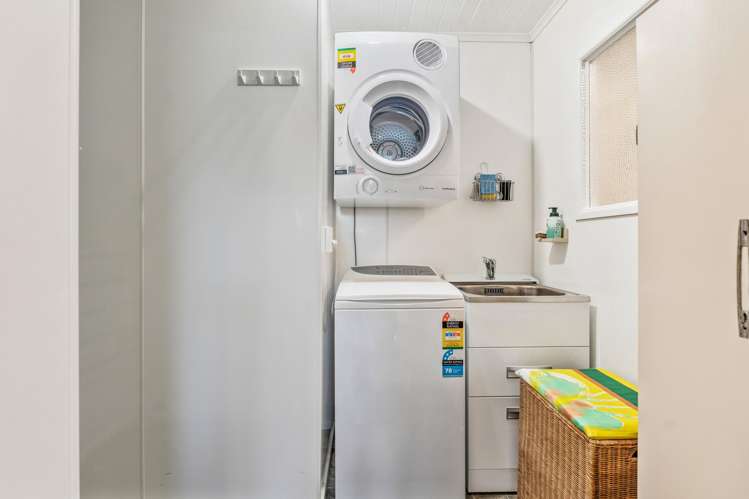 9 Montgomery Avenue Onerahi_13