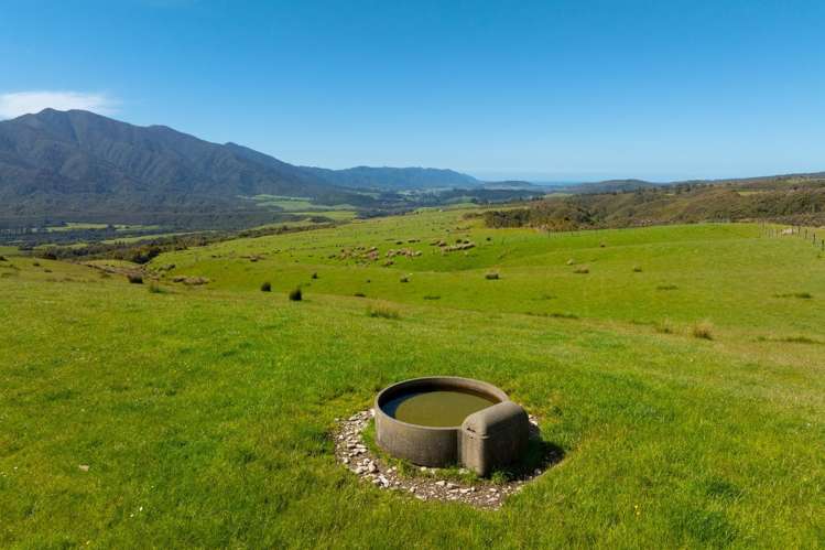 220 Quartz Range Road Bainham_42