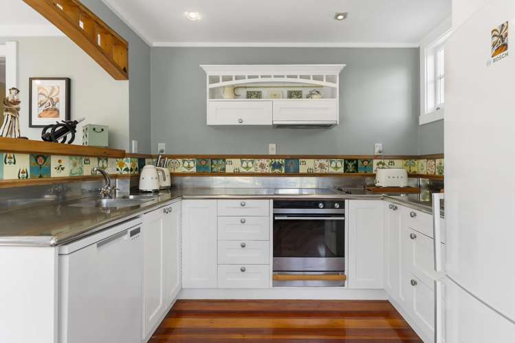 1 Westbourne Road Murrays Bay_30