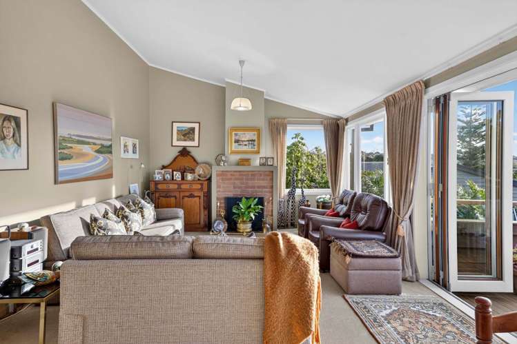 45 Sayegh Street St Heliers_11