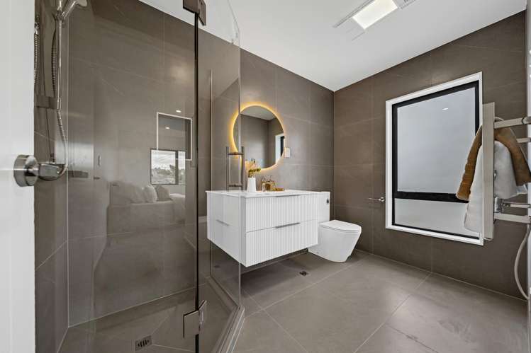 5A Pinewood Street Avondale_24