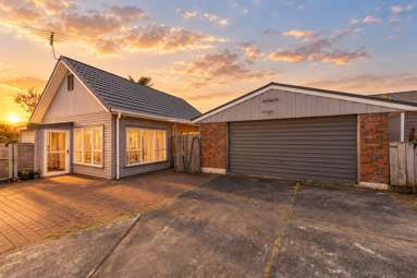 9 & 9A Pinero Place_1