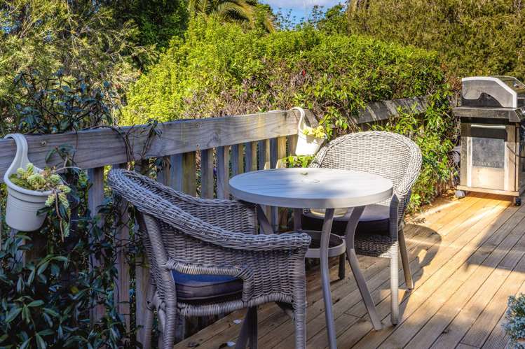 45 Tahatai Road Oneroa_38