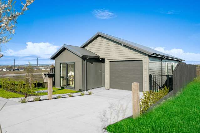 Ready to Move In! Brand New 3 Bedroom