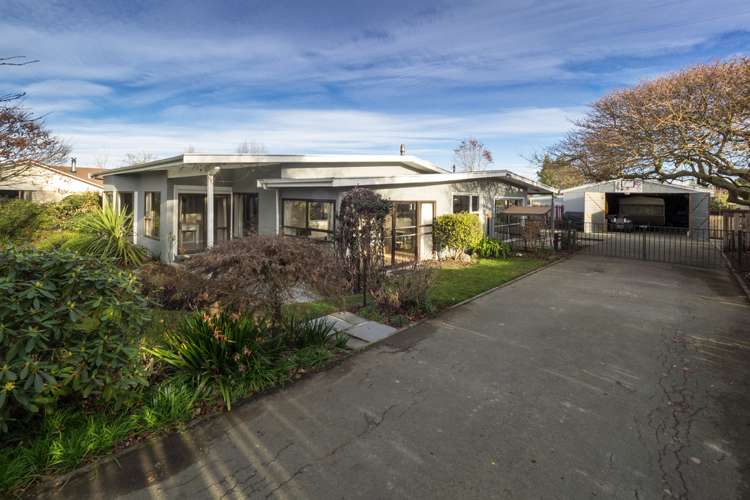 207 Middle Road Allenton_17