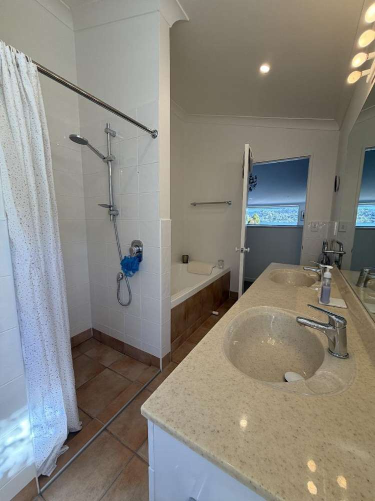 Villa 8/4B The Esplanade Tairua_25