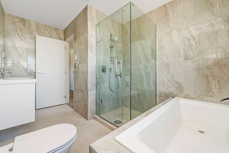 22C Buscomb Avenue Henderson_21