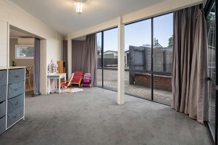 33 Rousehill Street Renwick_13