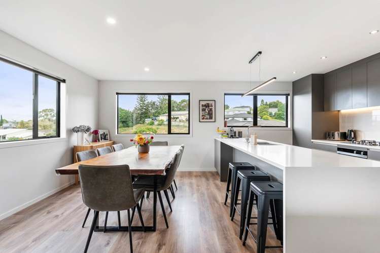 13 Weka Close Red Beach_17