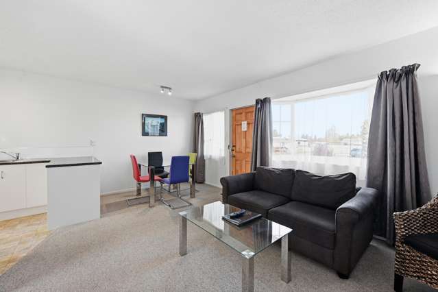 8/102 Tamamutu Street Central_1
