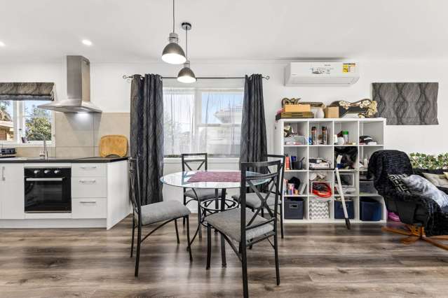 1/85A Tidal Road Mangere_4