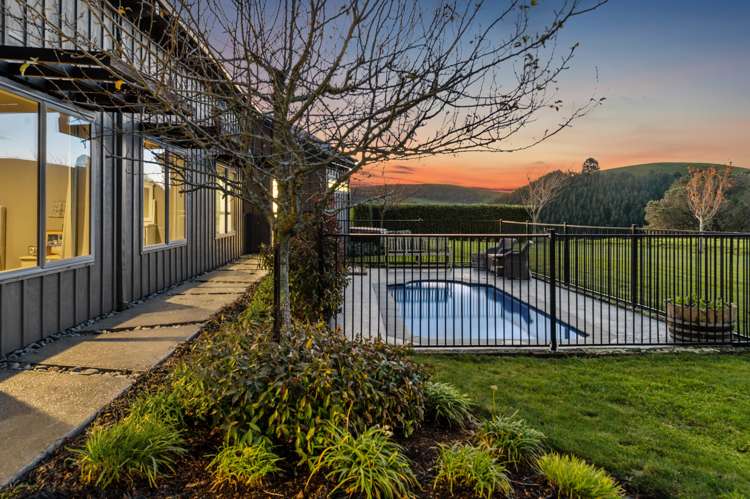 658 Te Kopia Road Waikite Valley_15