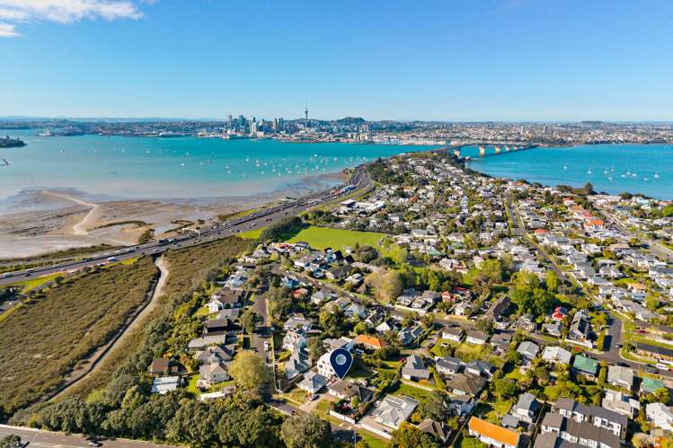 22 Waimana Avenue Northcote Point_19