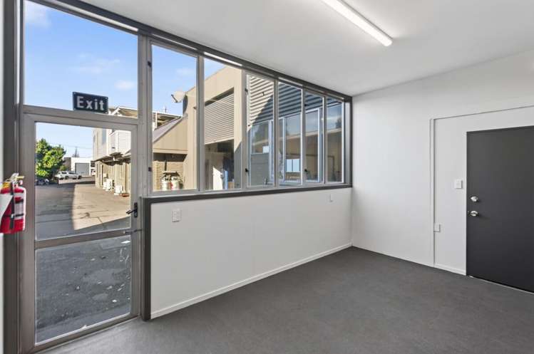 11 Holt Place Burnside_22