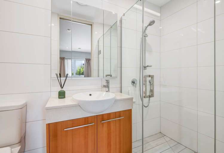 207/252 Centreway Road Orewa_9
