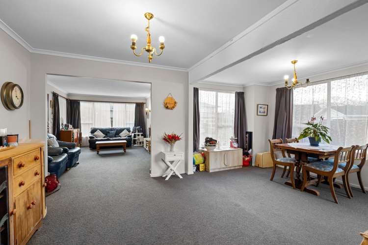 1/98A Lake Terrace Road Burwood_4