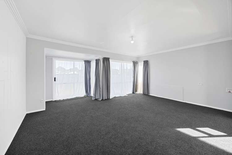 15 McLean Street Hawera_6