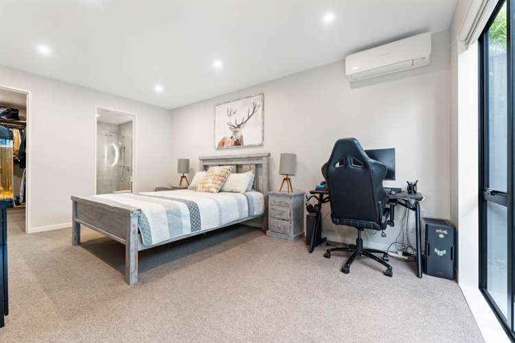 122 Arran Point Parade Orewa_17