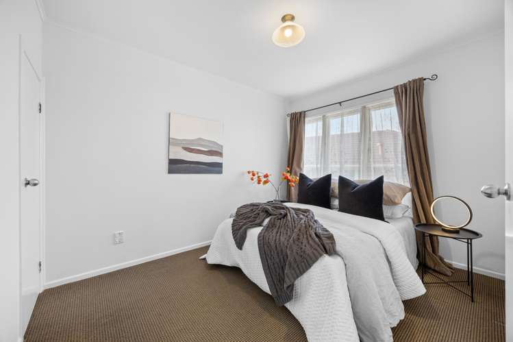 1/3 Mackenzie Street Te Atatu South_8