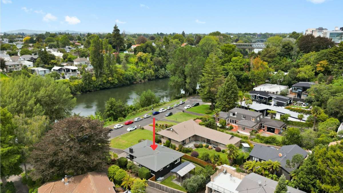 11 Hamilton Parade_0