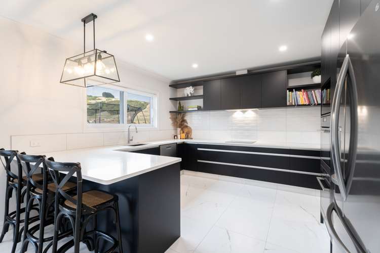 100 Melksham Drive Churton Park_7