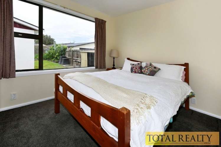 34 Skerten Avenue Hornby_13