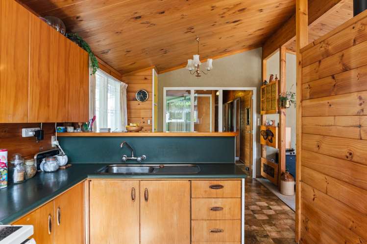 36 Wallis Road Kaiti_8