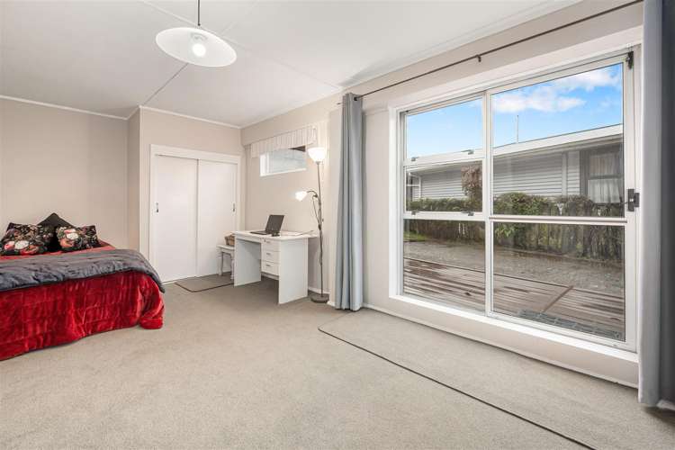 8 Day Place Springfield_9