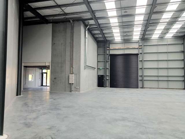 EXCEPTIONAL NEW INDUSTRIAL UNIT