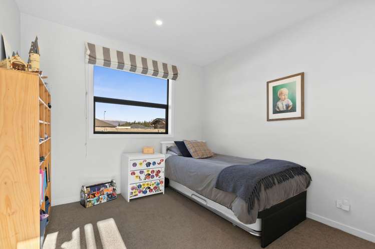 25 Bell Street Lake Hawea_13