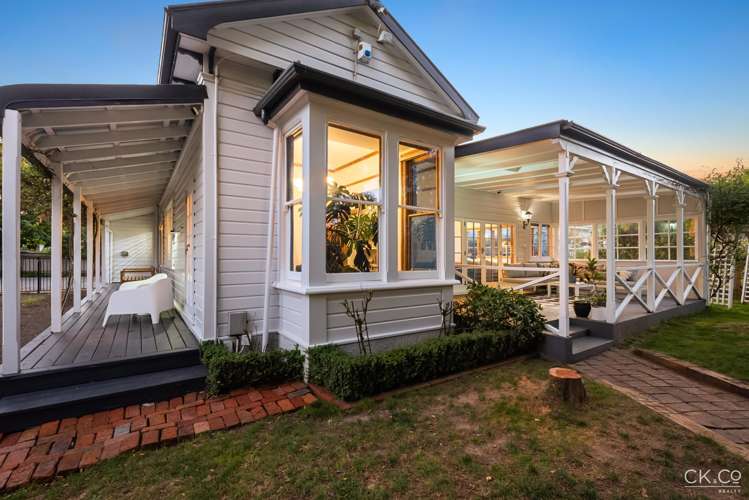 2 Barton Road Heretaunga_28