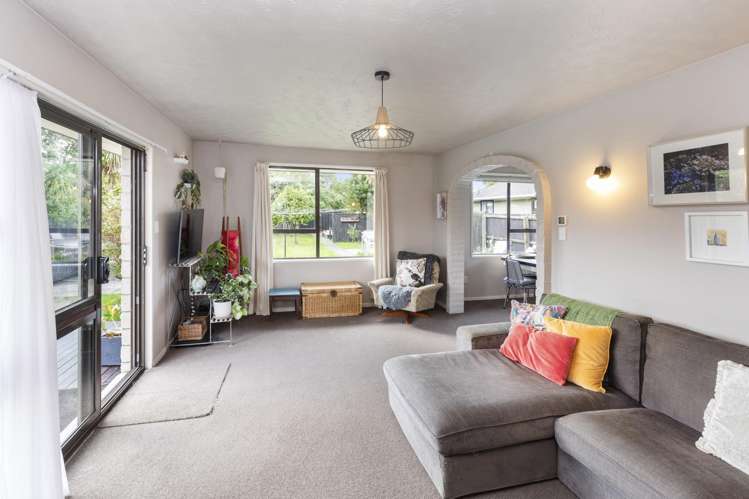 2/265 Estuary Road South New Brighton_4