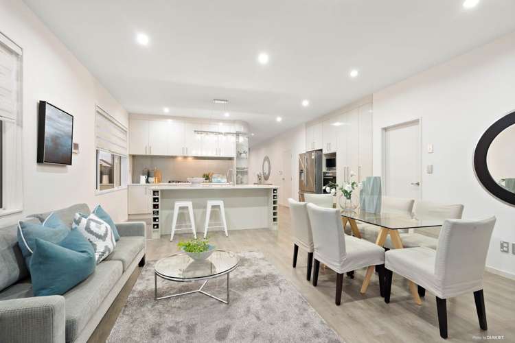 18 Ballindrait Drive Flat Bush_1