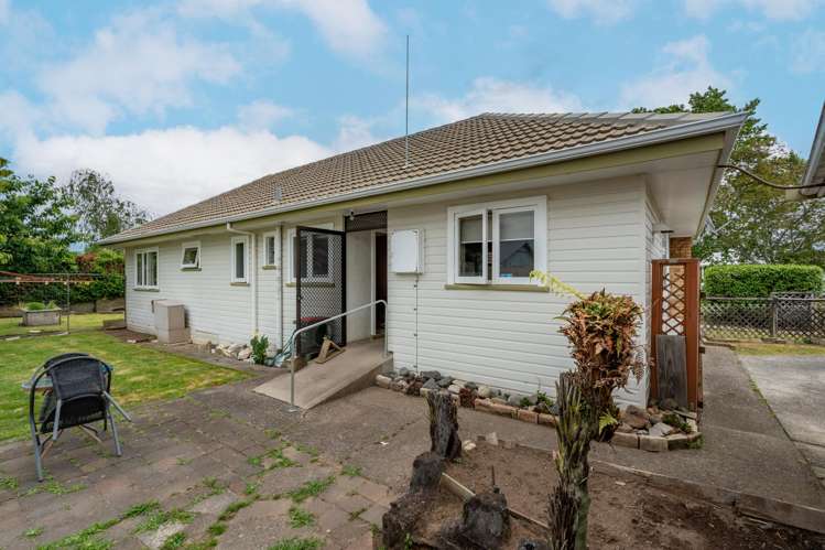 47 Masefield Drive Enderley_16