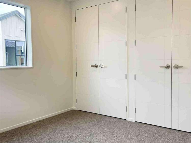 4 Longview Oak Lane Papakura_14