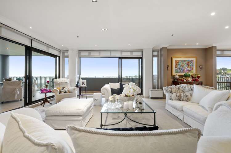 8c/36 James Cook Crescent Remuera_10