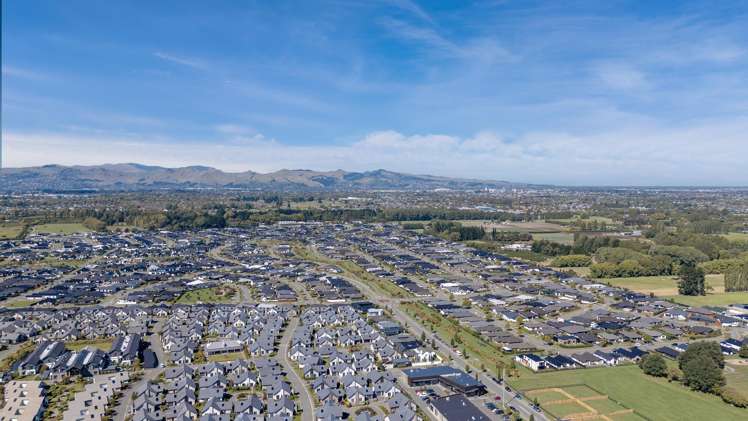 39 Waterstock Way Parklands_46