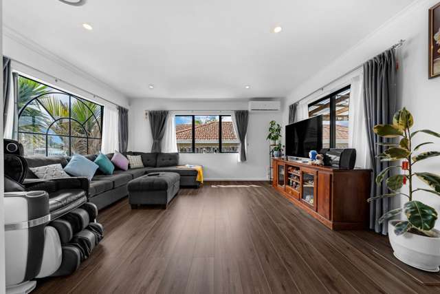 24 Nuneaton Drive Flat Bush_4