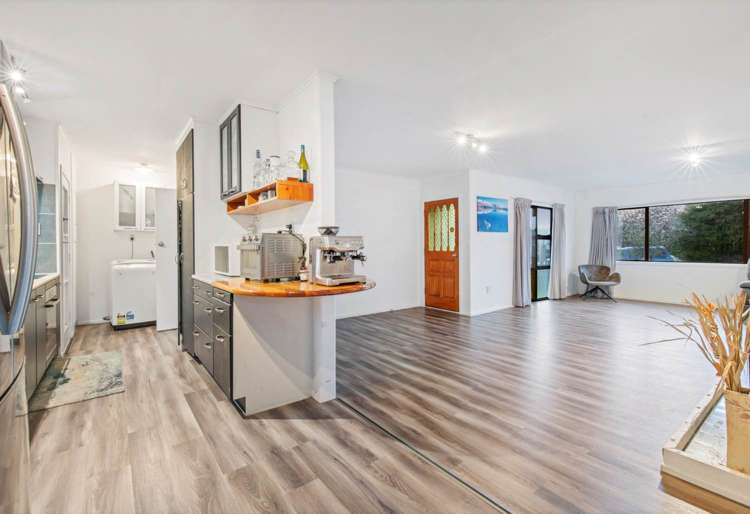 24 Resolute Way Papakura_7