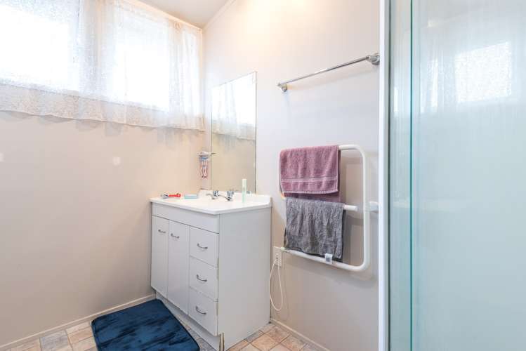 2/6 Puka Street Onehunga_13